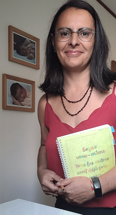 Gilda Beurtheret, votre biographe familial. Je vous prête ma plume pour écrire l'histoire de votre vie ou celle de vos proches, parents, grands-parents, enfants ou amis.