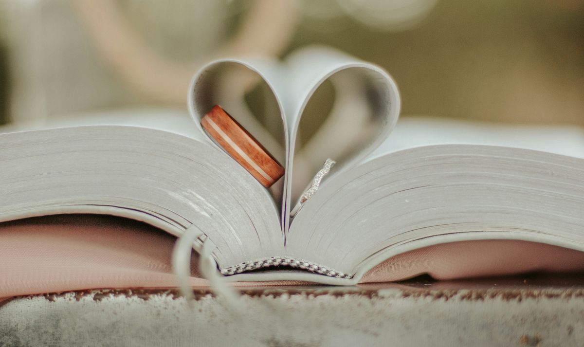 Raconter dans une biographie personnelle d'un mariage ou PACS tout ce que vous ne voulez pas oublier avec le temps