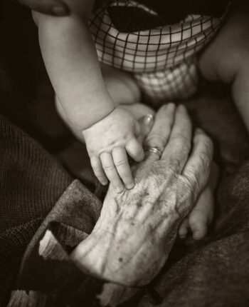 transmission4 Raconter sa vie pour transmettre à ses enfants et petits enfants, créer des liens solides et renforcer le sentiment d'appartenance par la biographie de sa vie personnelle